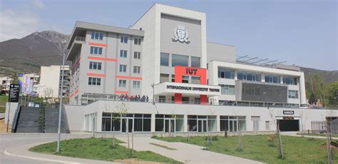 internacionalni univerzitet u travniku